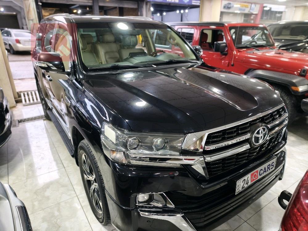 تويوتا لاندكروزر